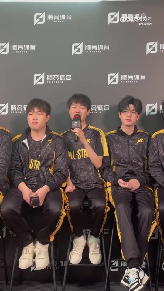 Knight：这两年我发挥的比较好，但成绩差点，希望明年能拿到冠军